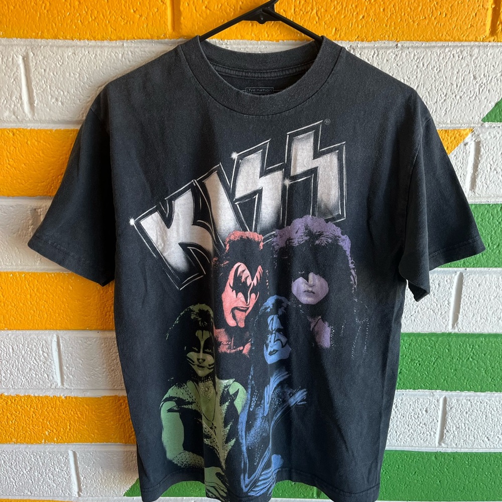 Black KISS Graphic Tee